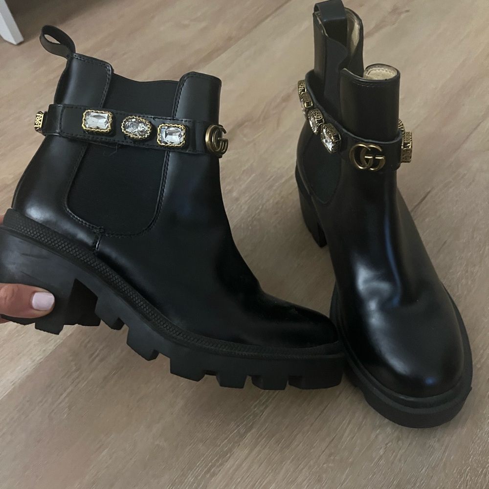 Boots with jeweled ankle removable piece - Picture 2 of 5
